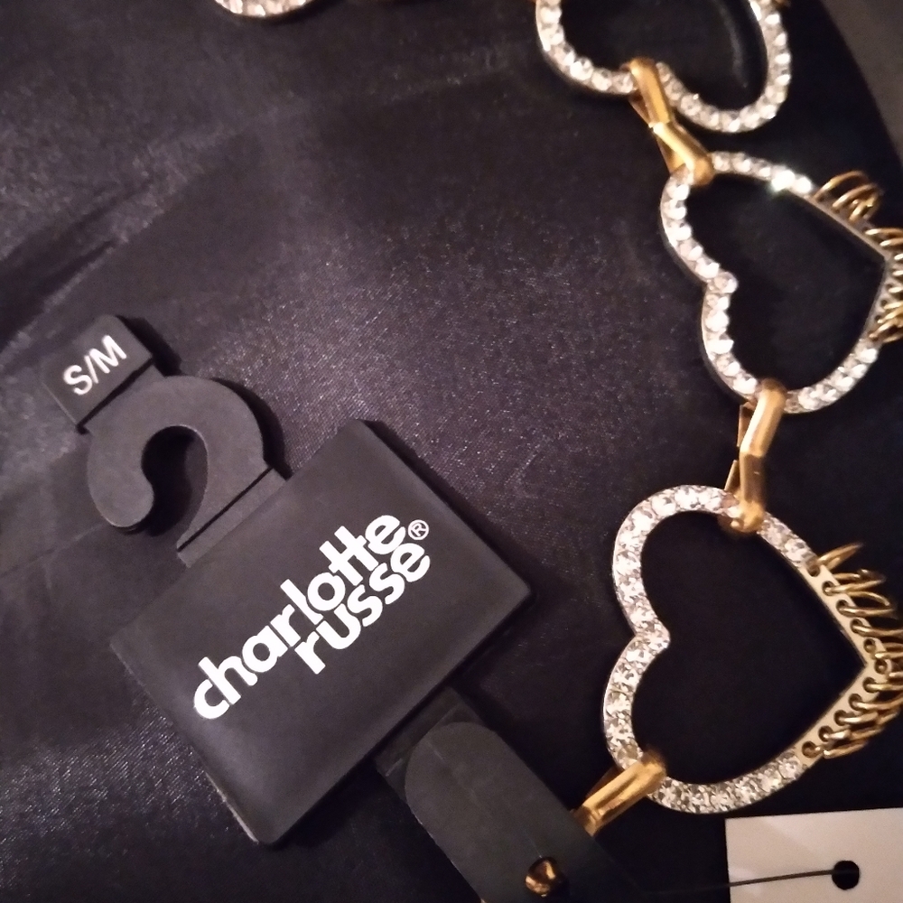 Heart chain link belt